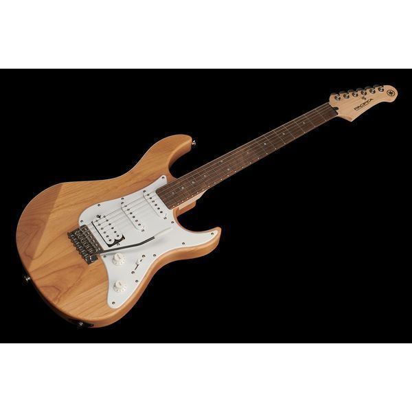 Yamaha Pacifica 112J YNS 560687 фото