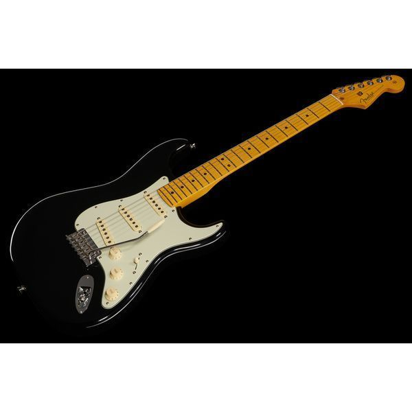 Fender AM Pro II Strat MN BLK 500479 фото