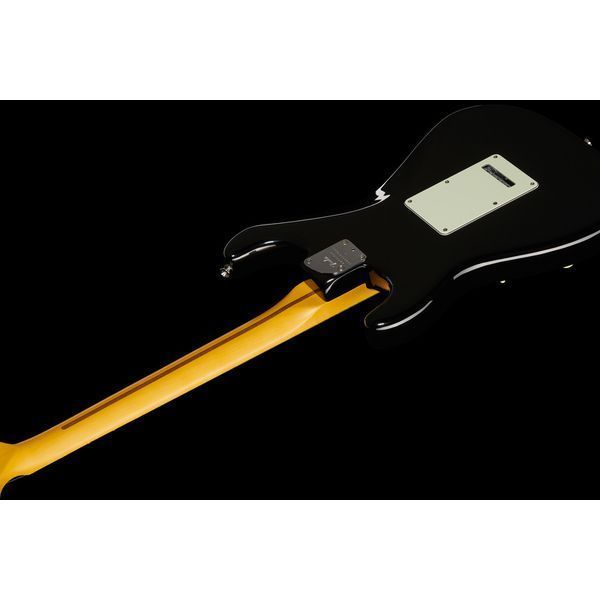 Fender AM Pro II Strat MN BLK 500479 фото