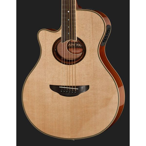 Yamaha APX700IIL NT 259610 фото