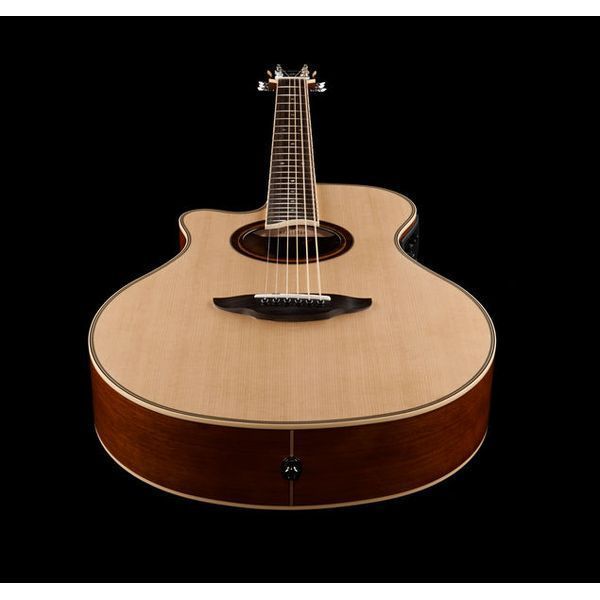 Yamaha APX700IIL NT 259610 фото