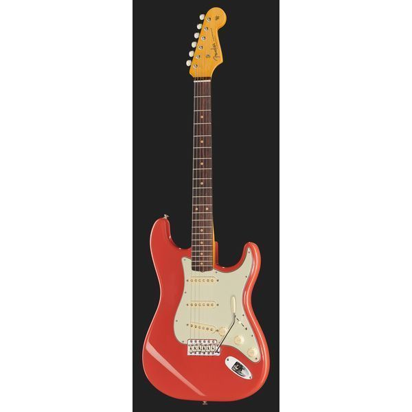 Fender AV II 61 STRAT RW FRD 548695 фото